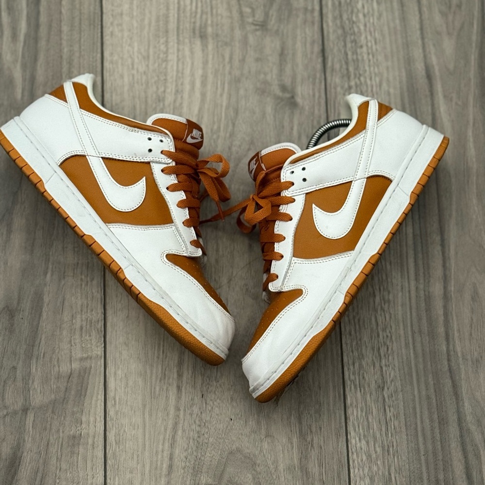 Nike Dunk “Reverse Curry”